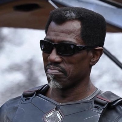 slingoor's X profile picture